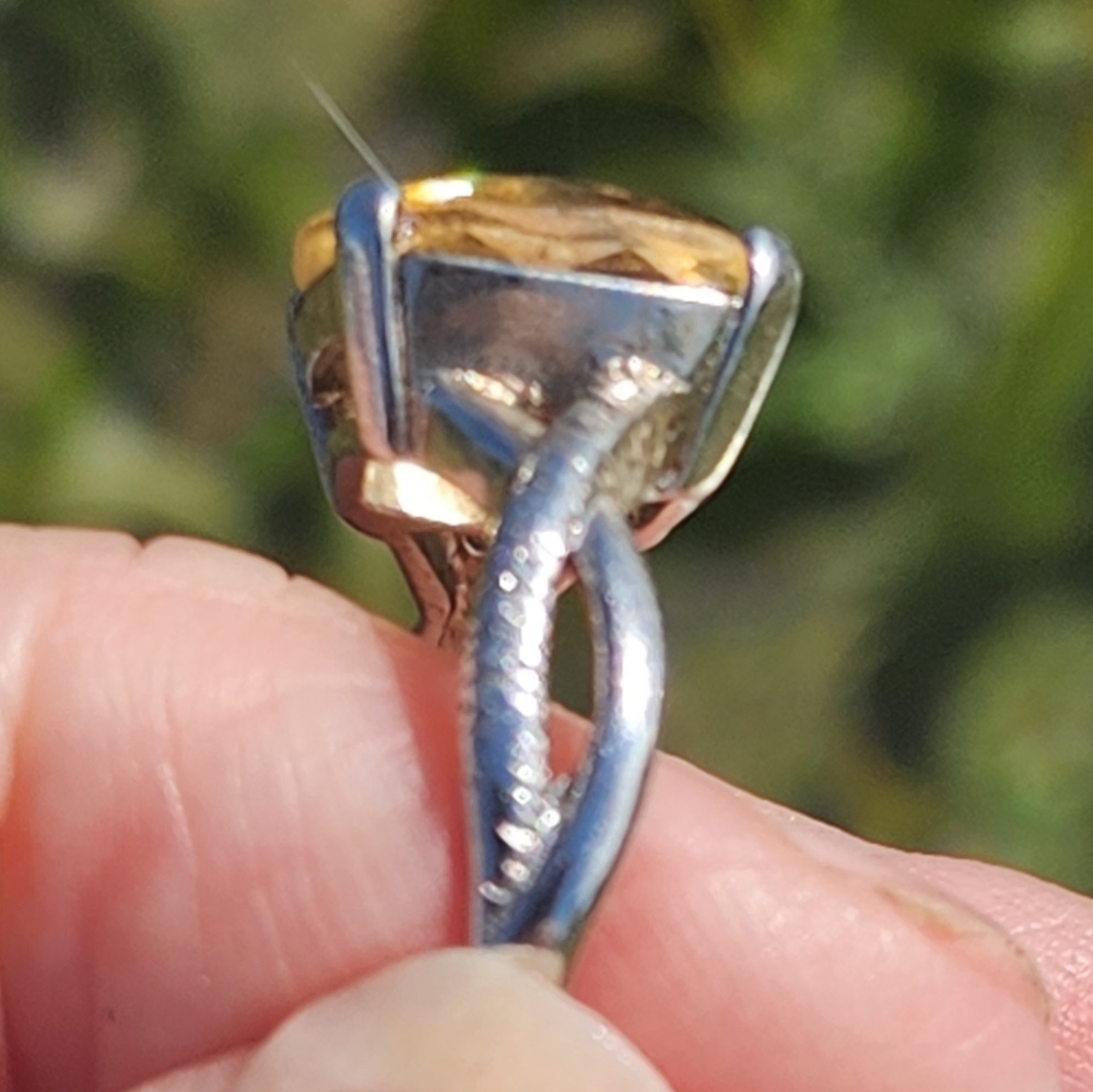 Gorgeous 6.39 ct Cetrine Ring Cushion Cut - Picture 6 of 10